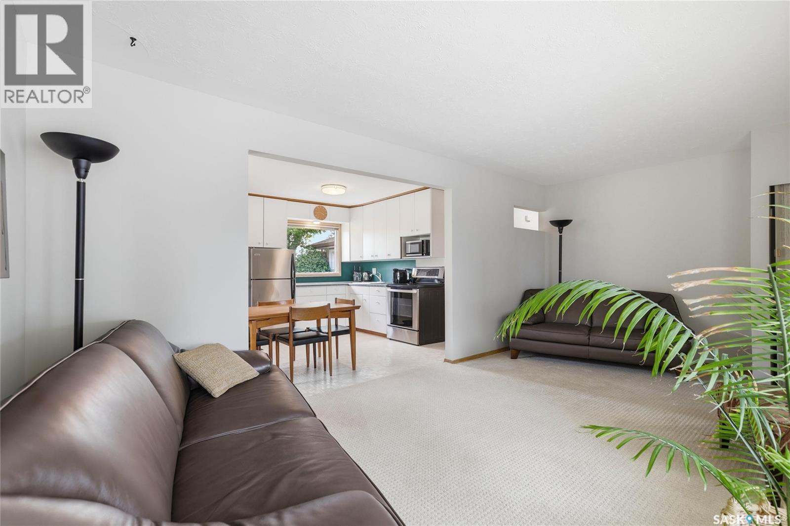 133 Ellison CRESCENT — photo 8