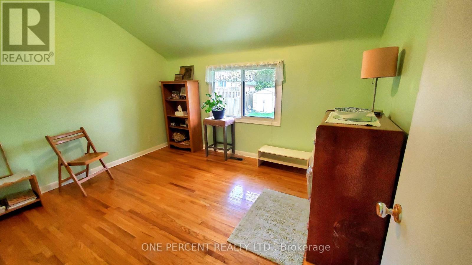 164 REDFORD CRESCENT - 11