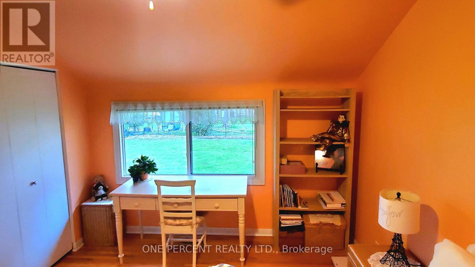 164 REDFORD CRESCENT - 8