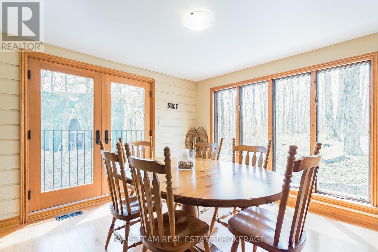 46 HURONWOODS DRIVE - 13
