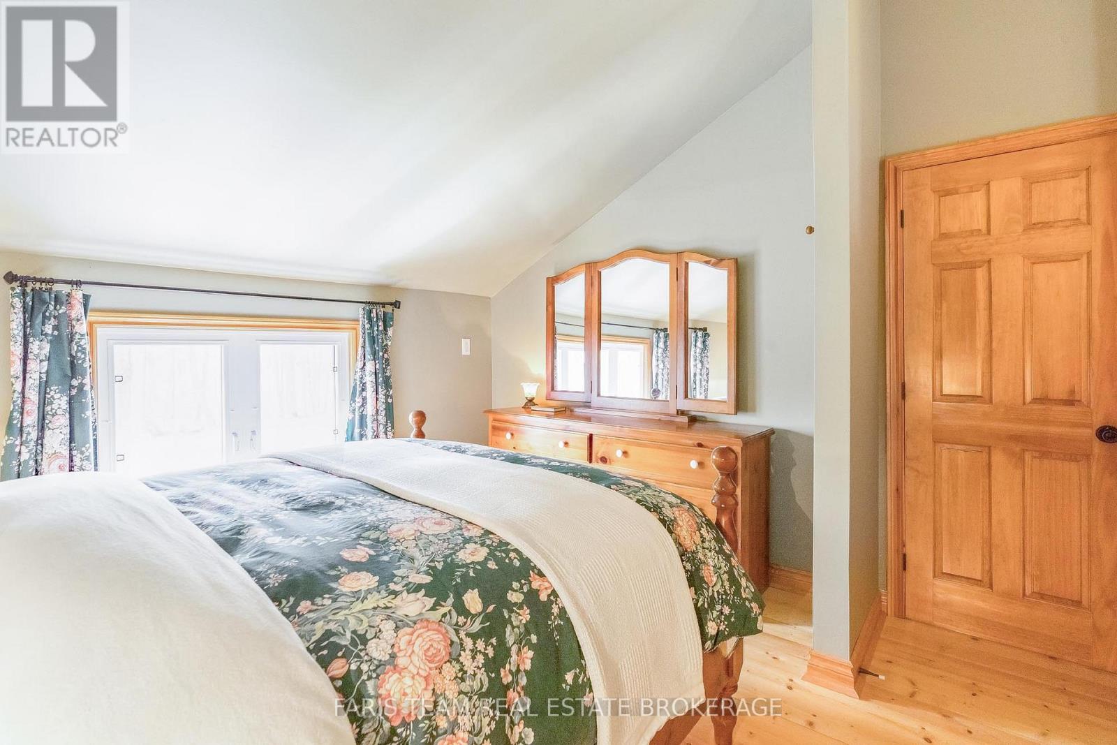 46 HURONWOODS DRIVE - 21