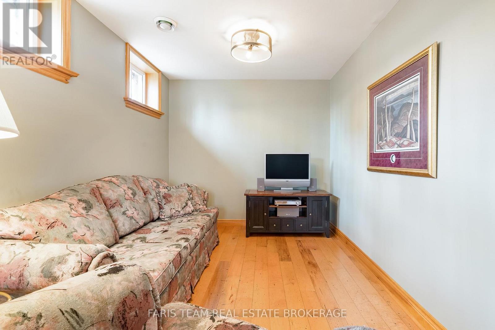 46 HURONWOODS DRIVE - 31