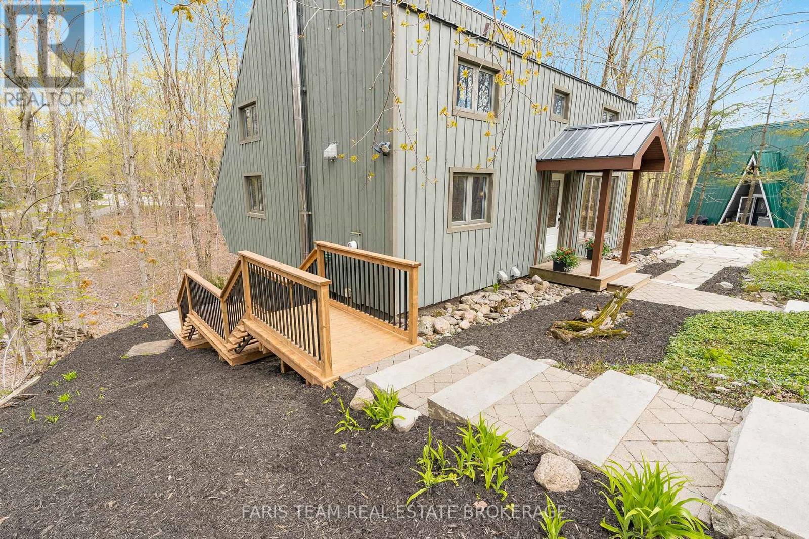 46 HURONWOODS DRIVE - 39