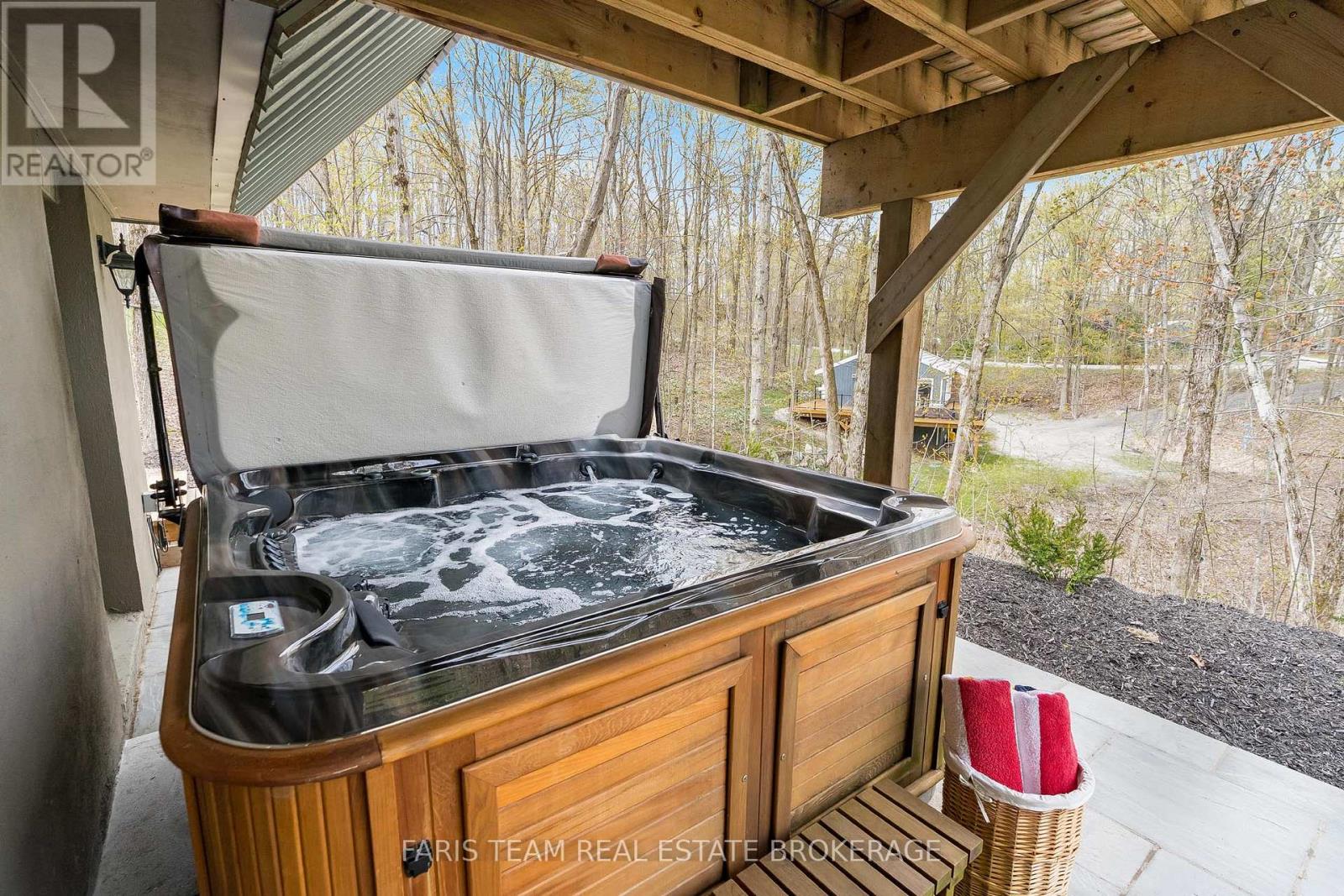 46 HURONWOODS DRIVE - 41