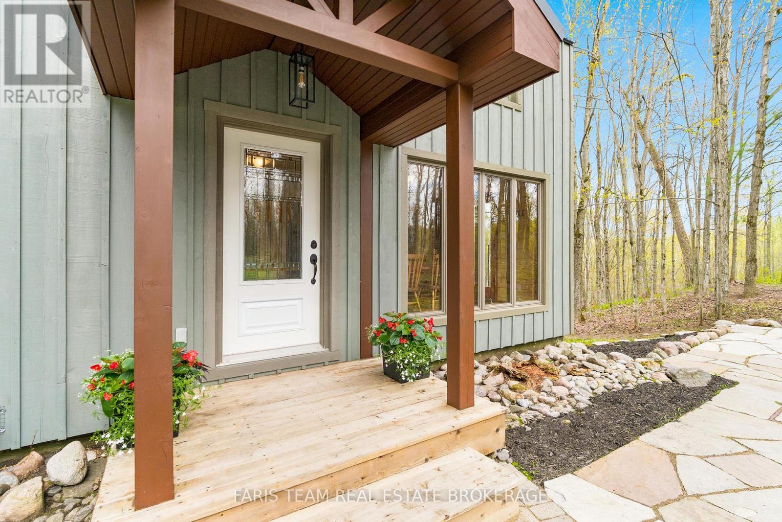 46 HURONWOODS DRIVE - 5