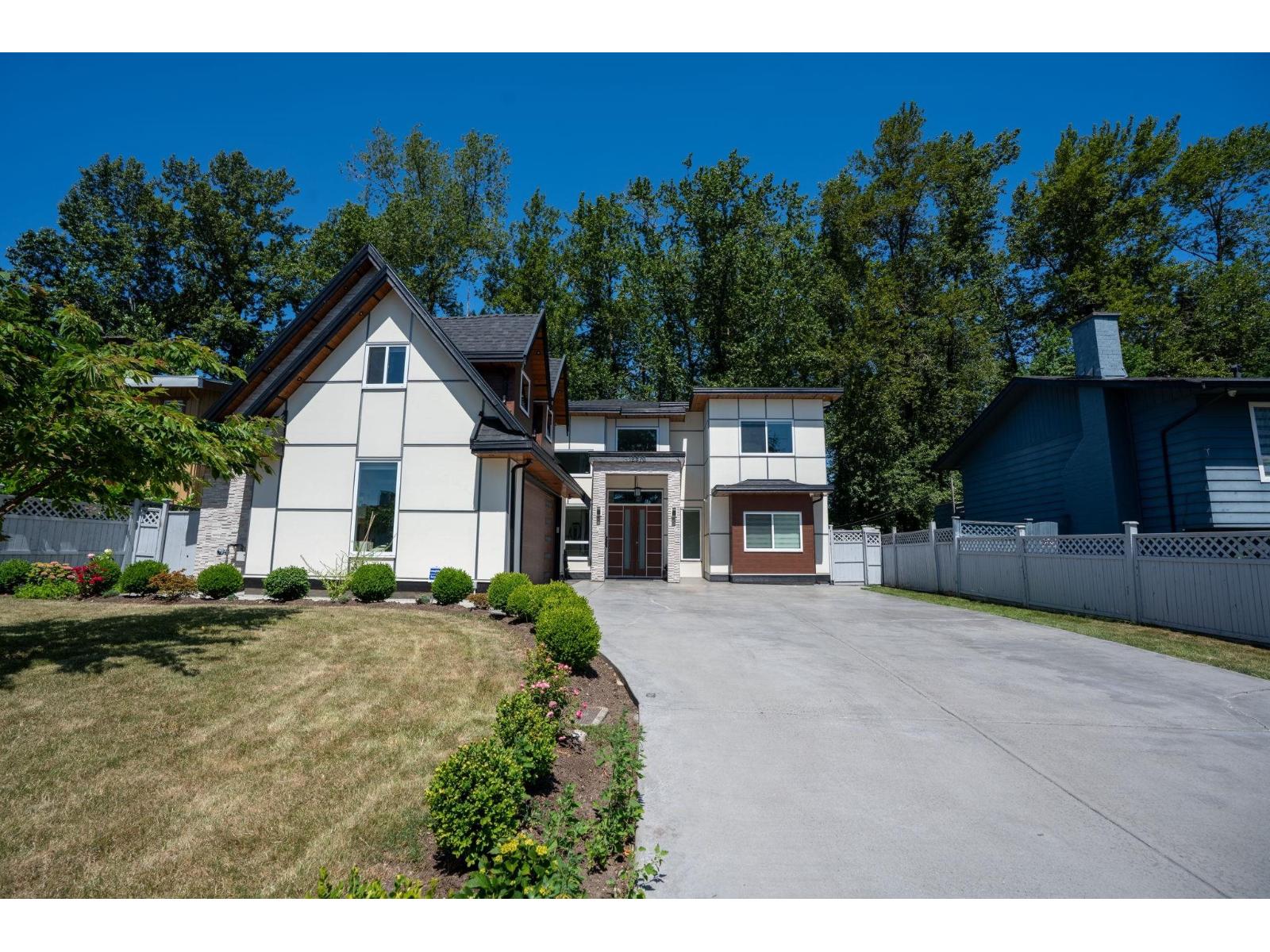12973 GLENGARRY CRESCENT