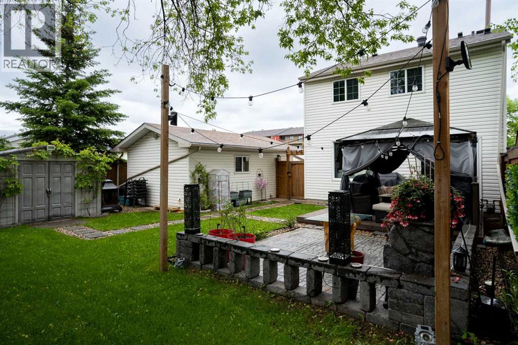166 Bird Crescent — photo 38