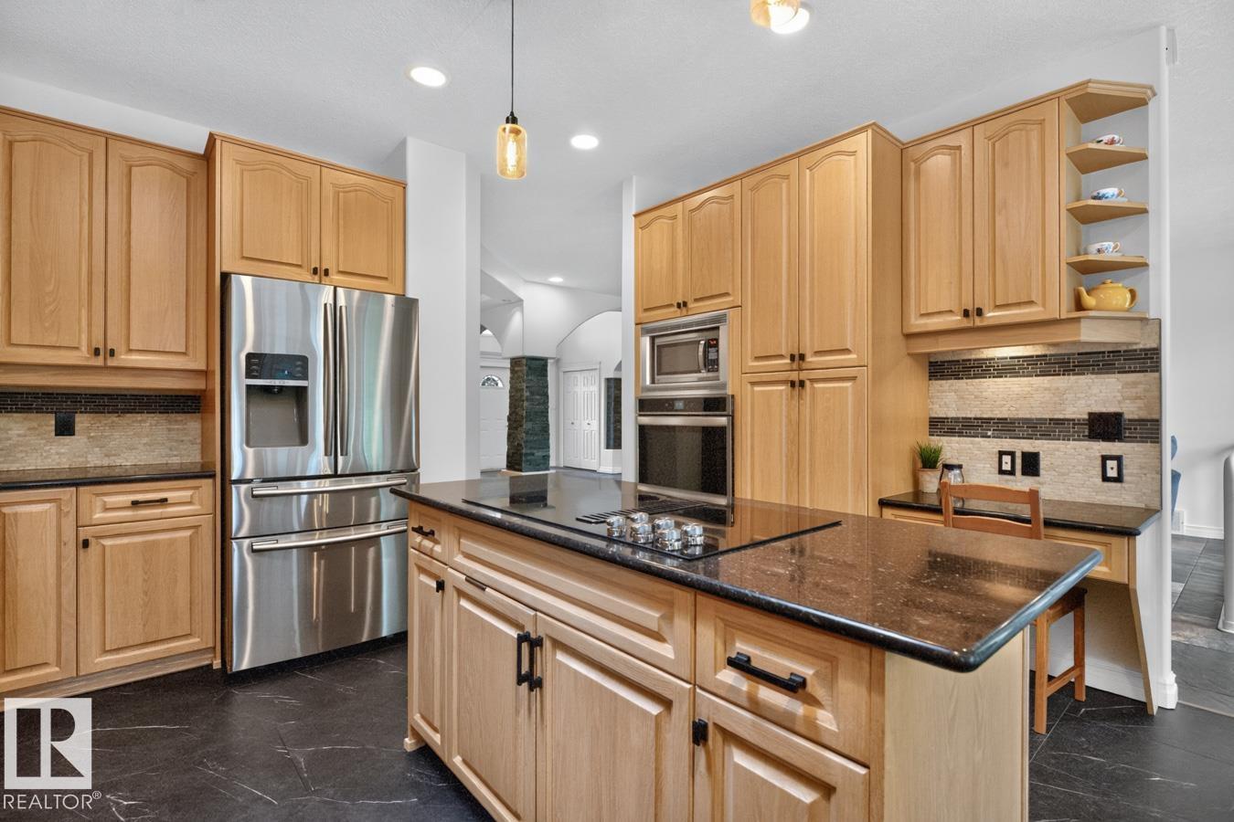 9 BAKER PL — photo 18
