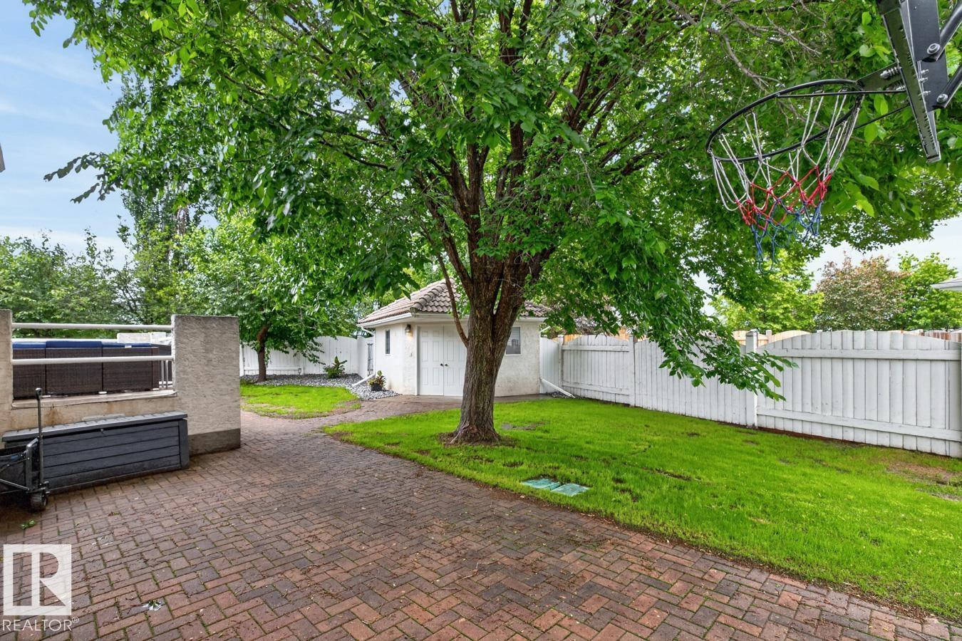 9 BAKER PL — photo 48