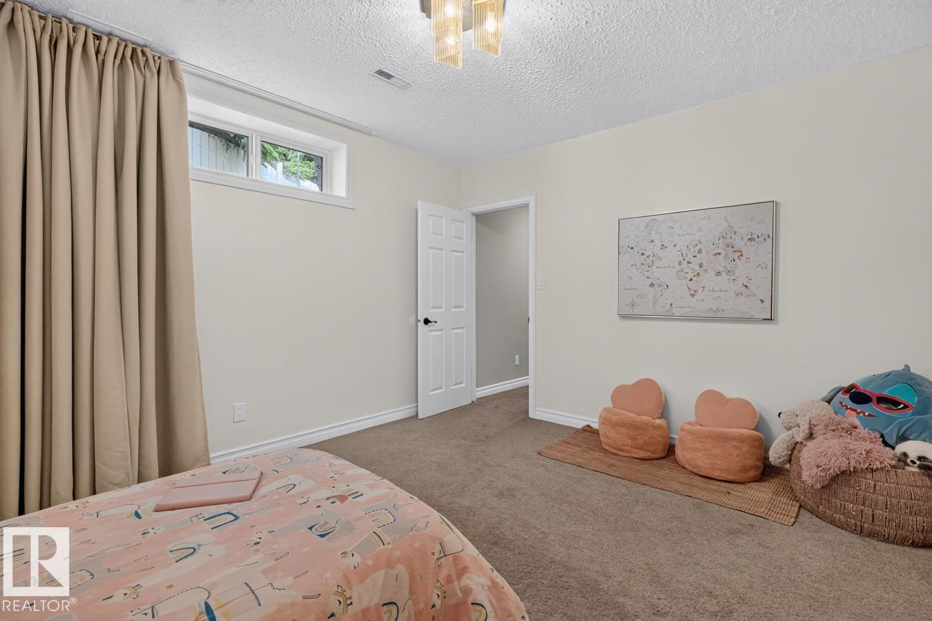 9 BAKER PL — photo 38