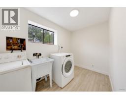 7942 Lakefield Drive, Burnaby, BC V5E3W8 Photo 28