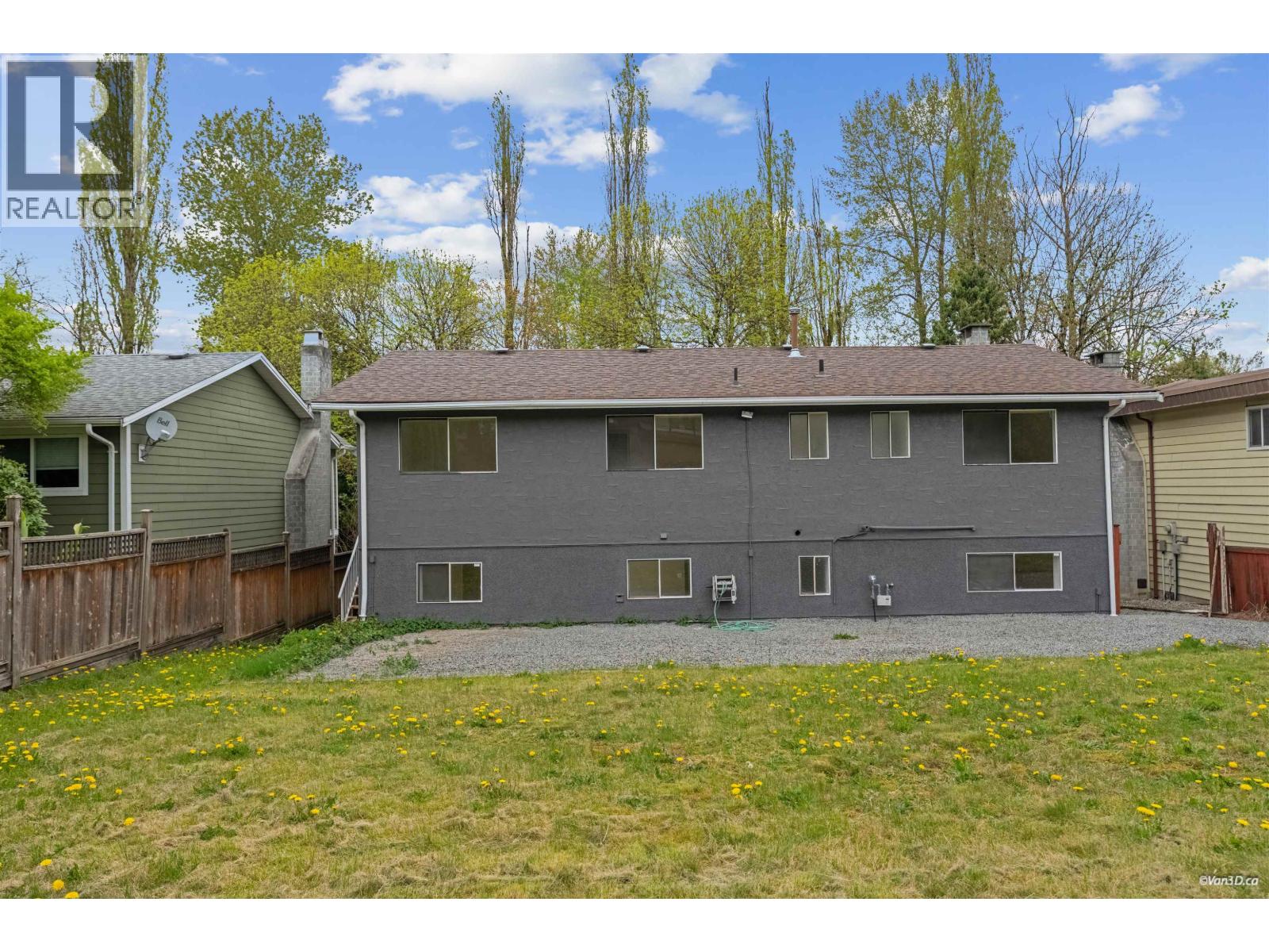 7942 LAKEFIELD DRIVE, Burnaby