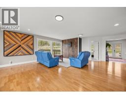 Bedroom - 1618 Huckleberry Road, Kelowna, BC V1P1M5 Photo 12