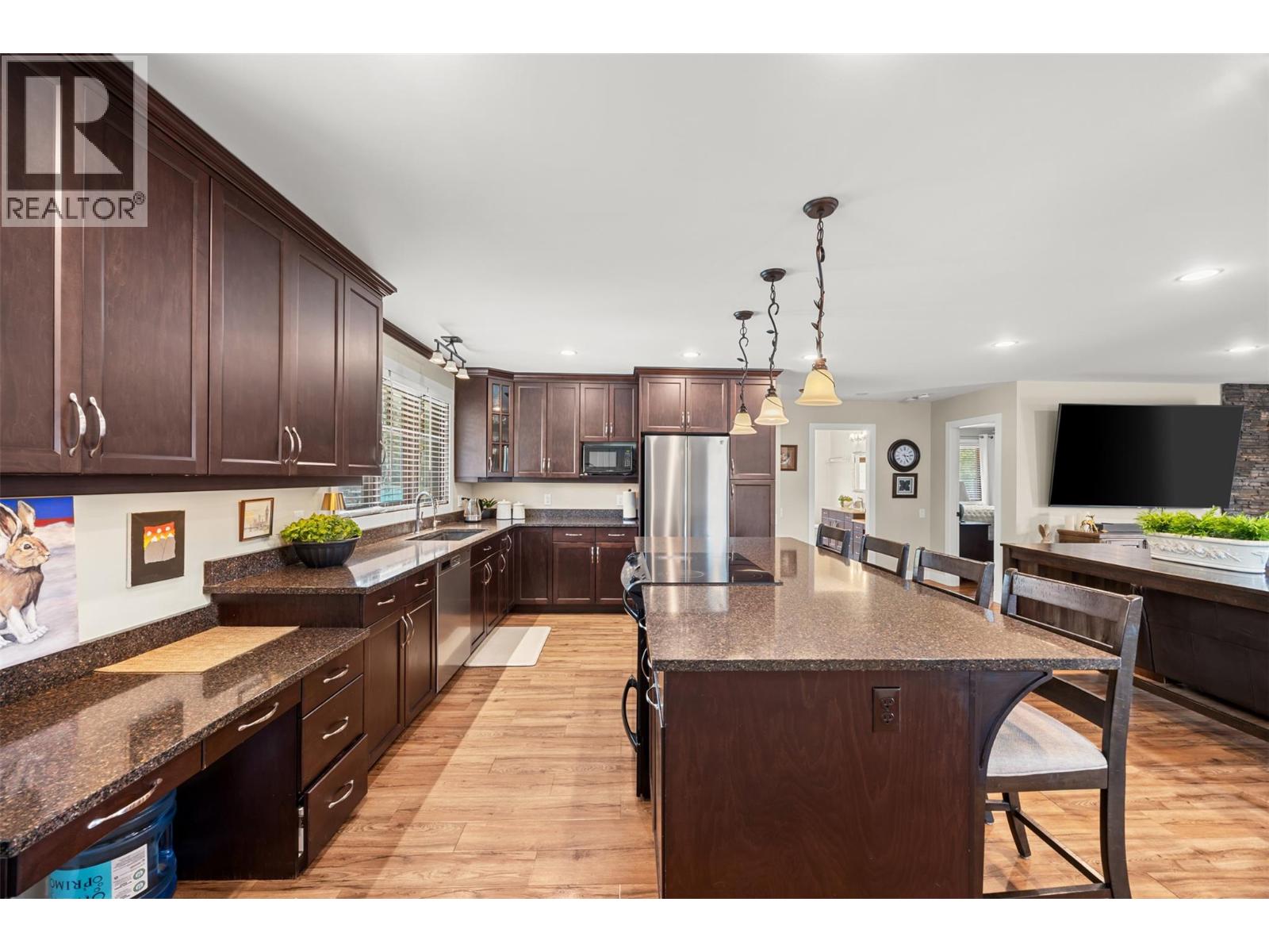  1618 Huckleberry Road, Kelowna