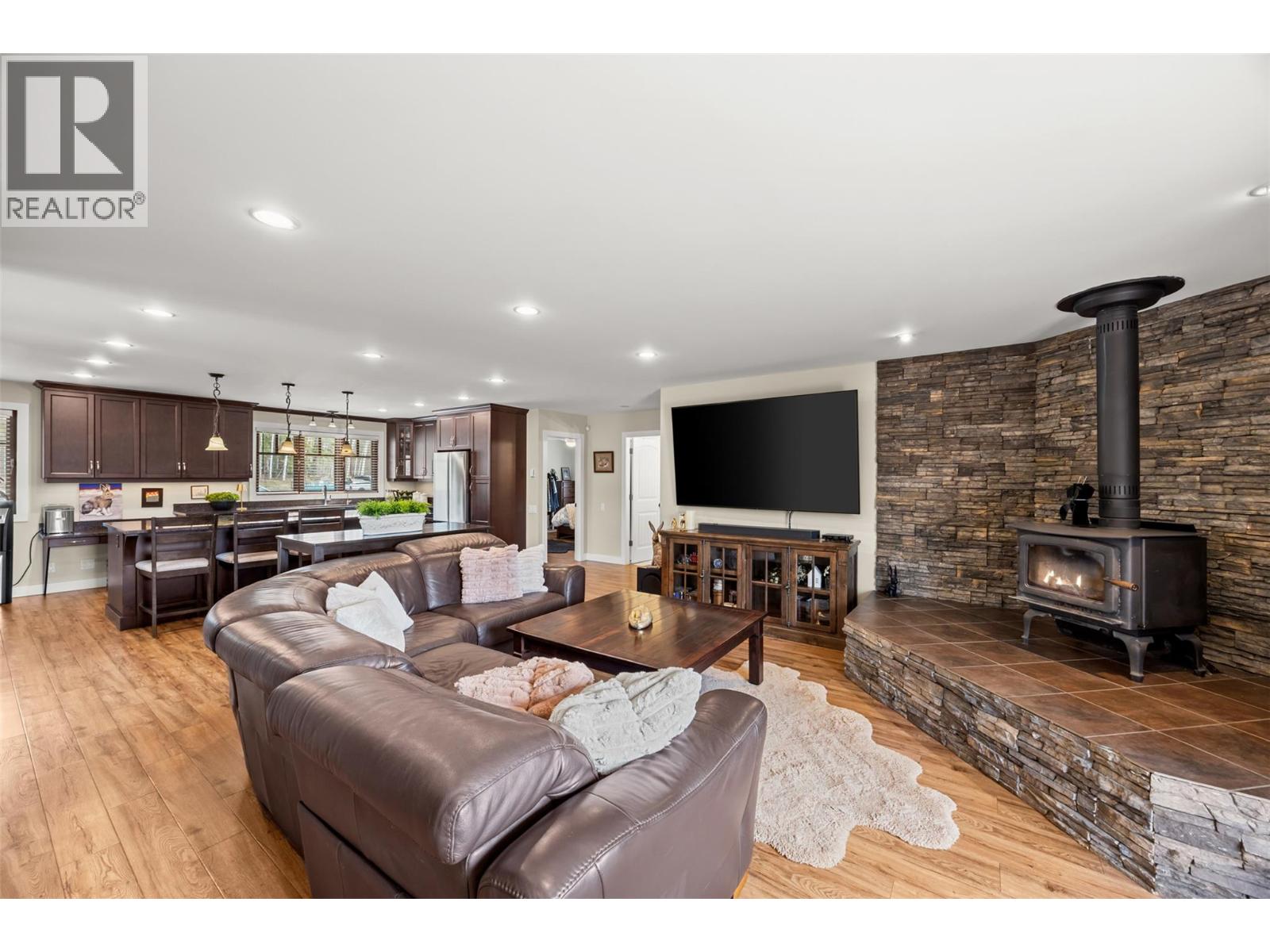  1618 Huckleberry Road, Kelowna