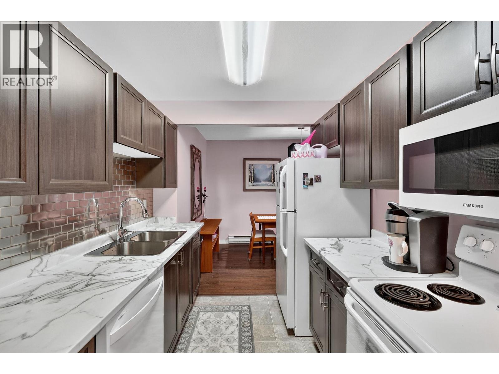 #207 575 Sutherland Avenue - 16