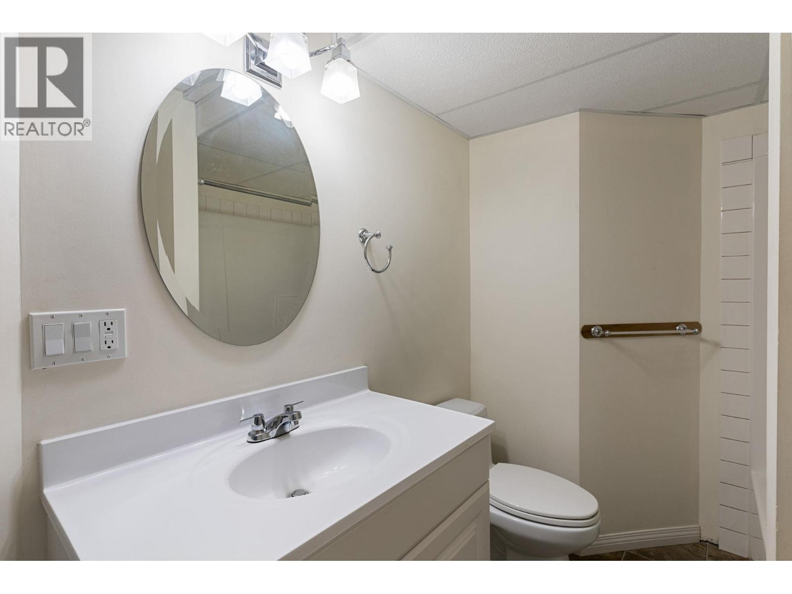 2211 Shannon Woods Place - 34