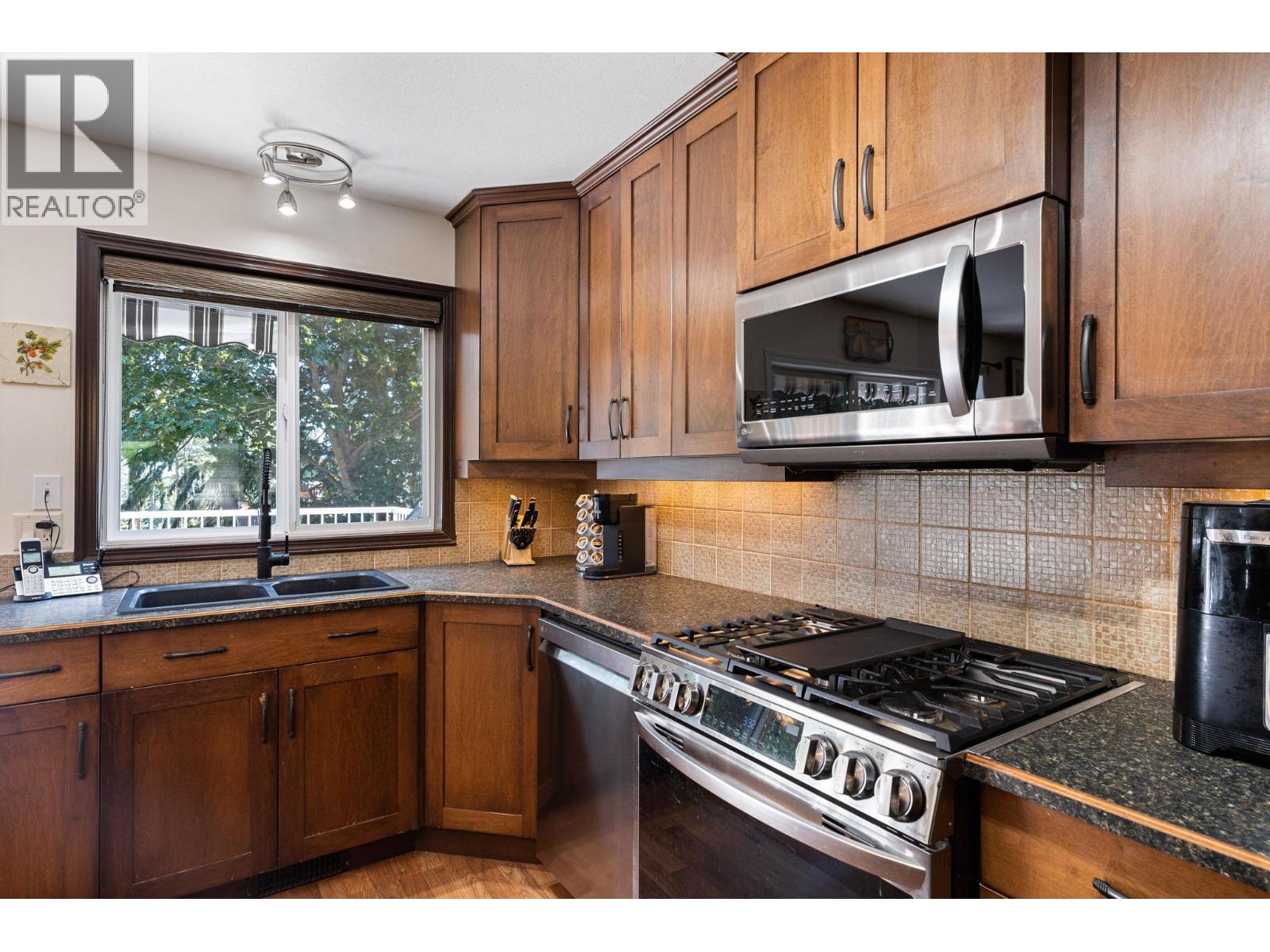 2211 Shannon Woods Place - 17