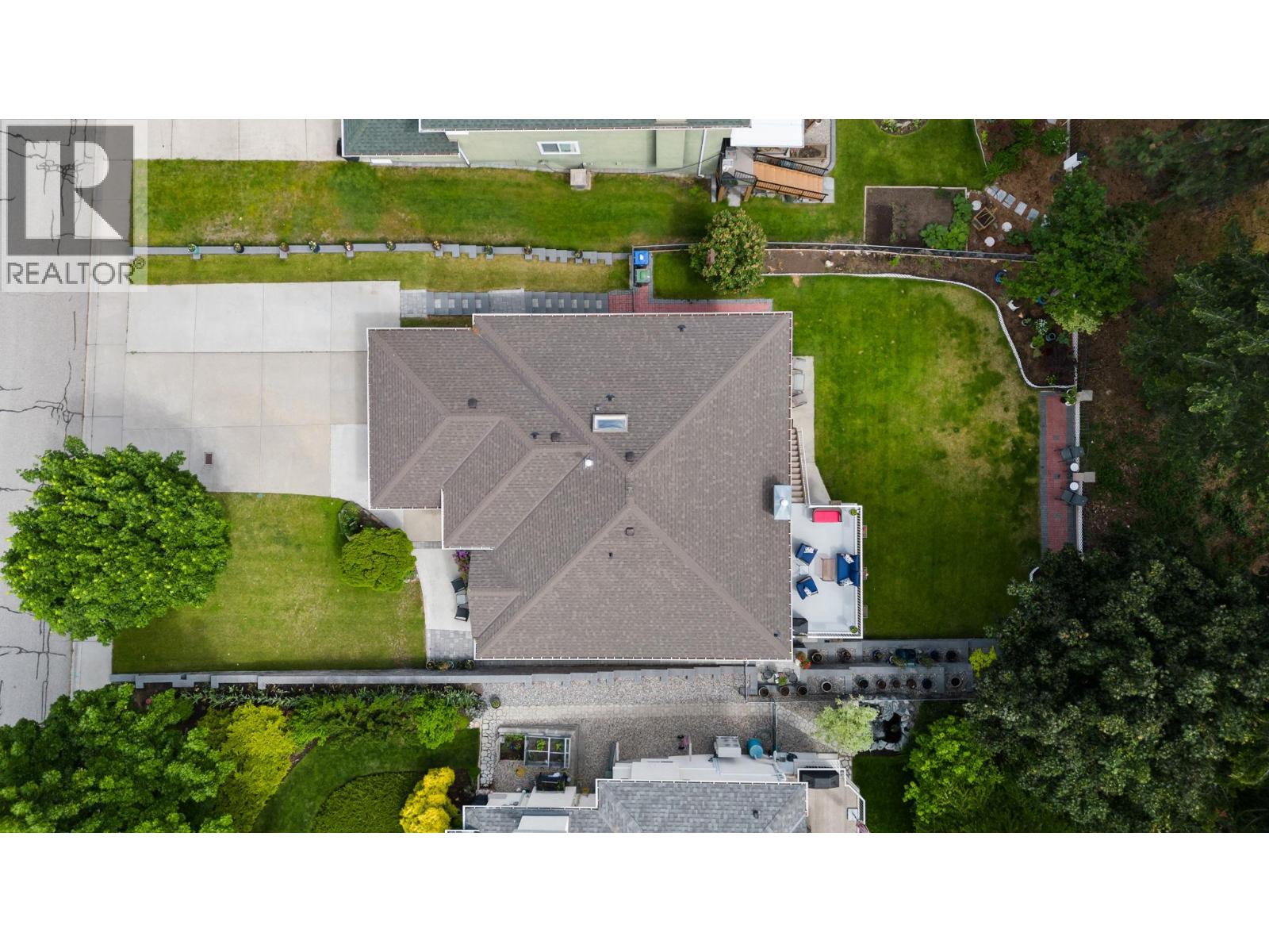 2211 Shannon Woods Place - 43