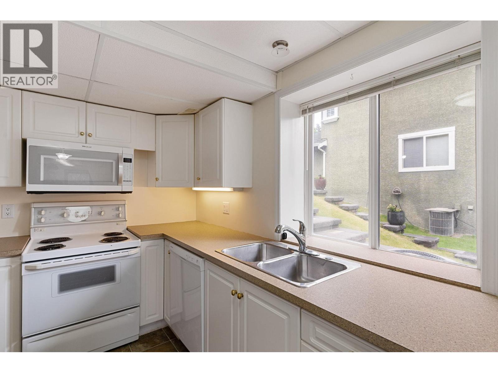 2211 Shannon Woods Place - 30