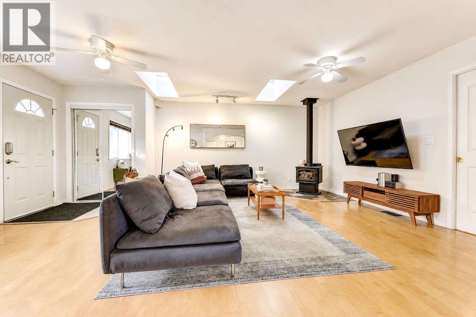 4311 11th Street - 5