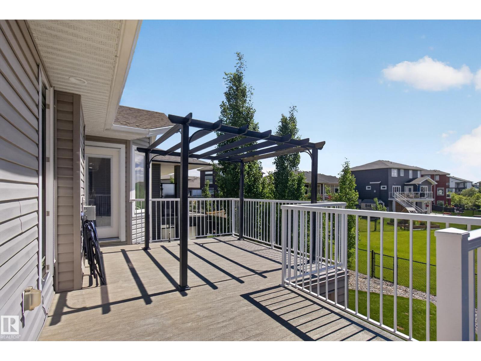 437 MEADOWVIEW DR - 41