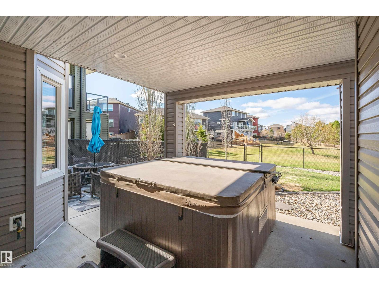 437 MEADOWVIEW DR - 45