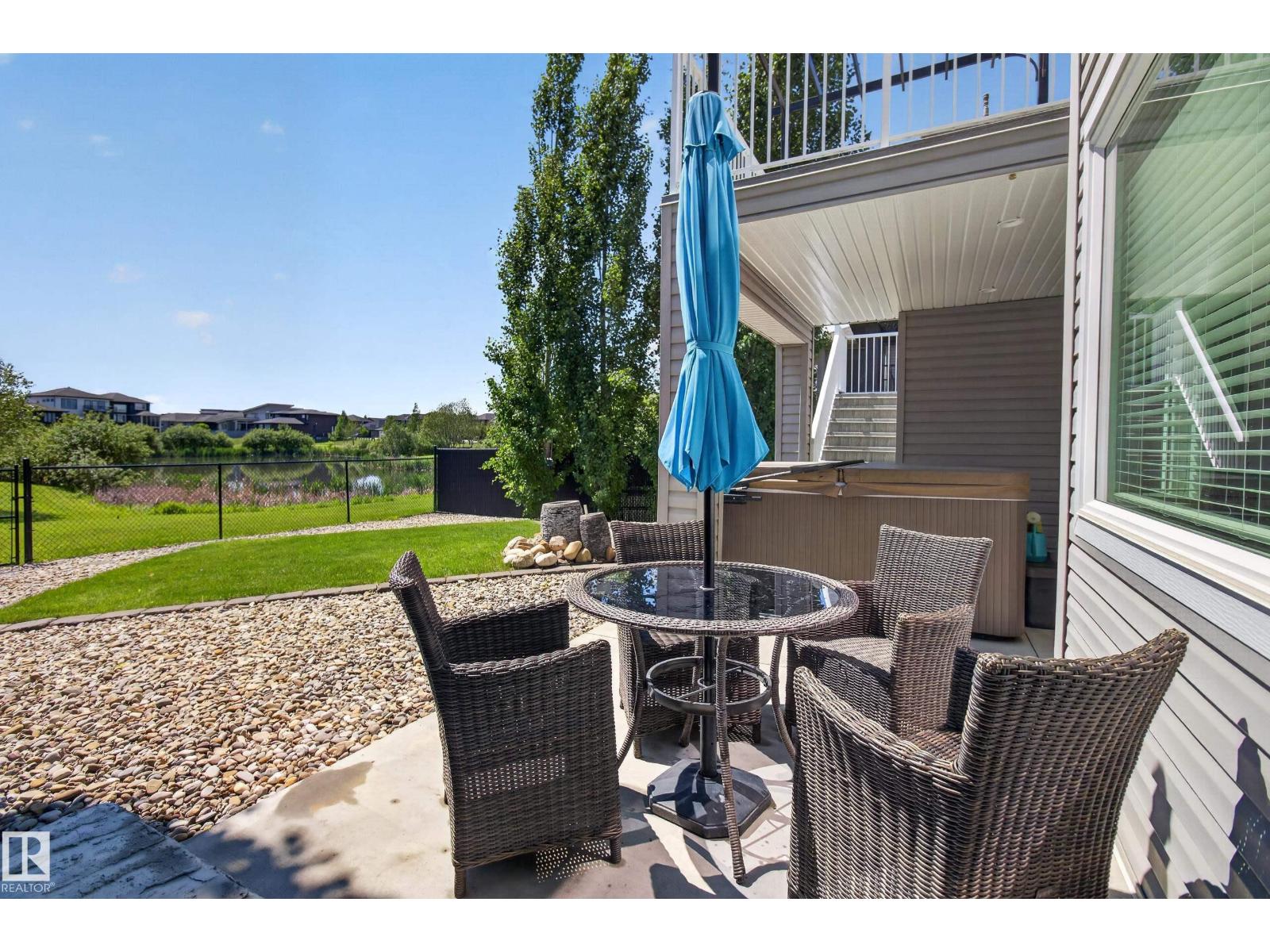 437 MEADOWVIEW DR - 46