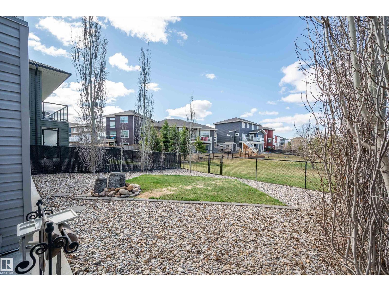 437 MEADOWVIEW DR - 51