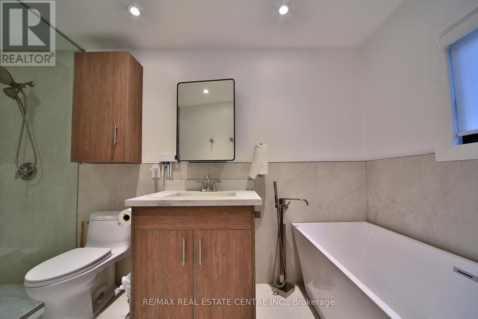 3158 VALMARIE AVENUE - 16