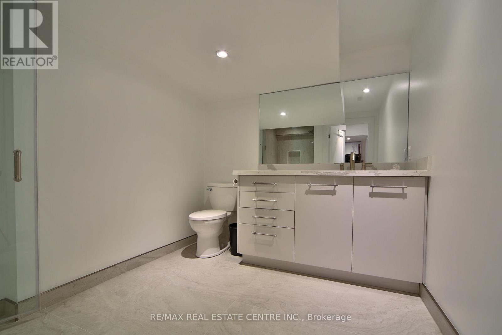 3158 VALMARIE AVENUE - 29