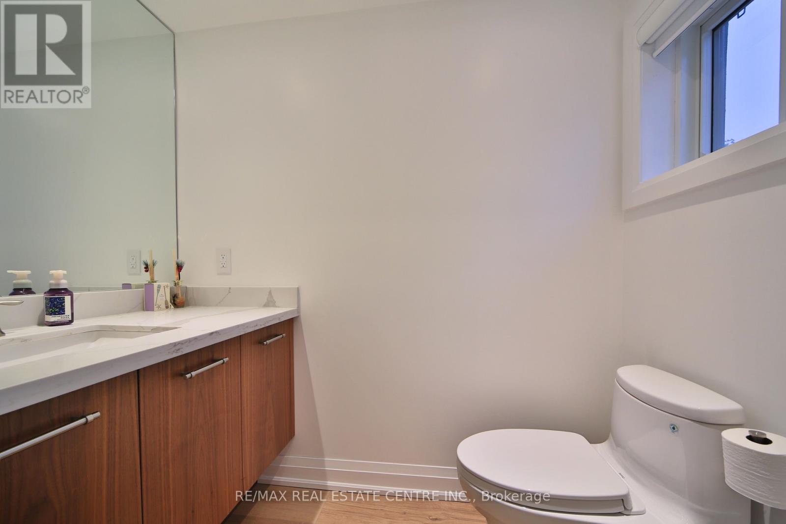 3158 VALMARIE AVENUE - 37