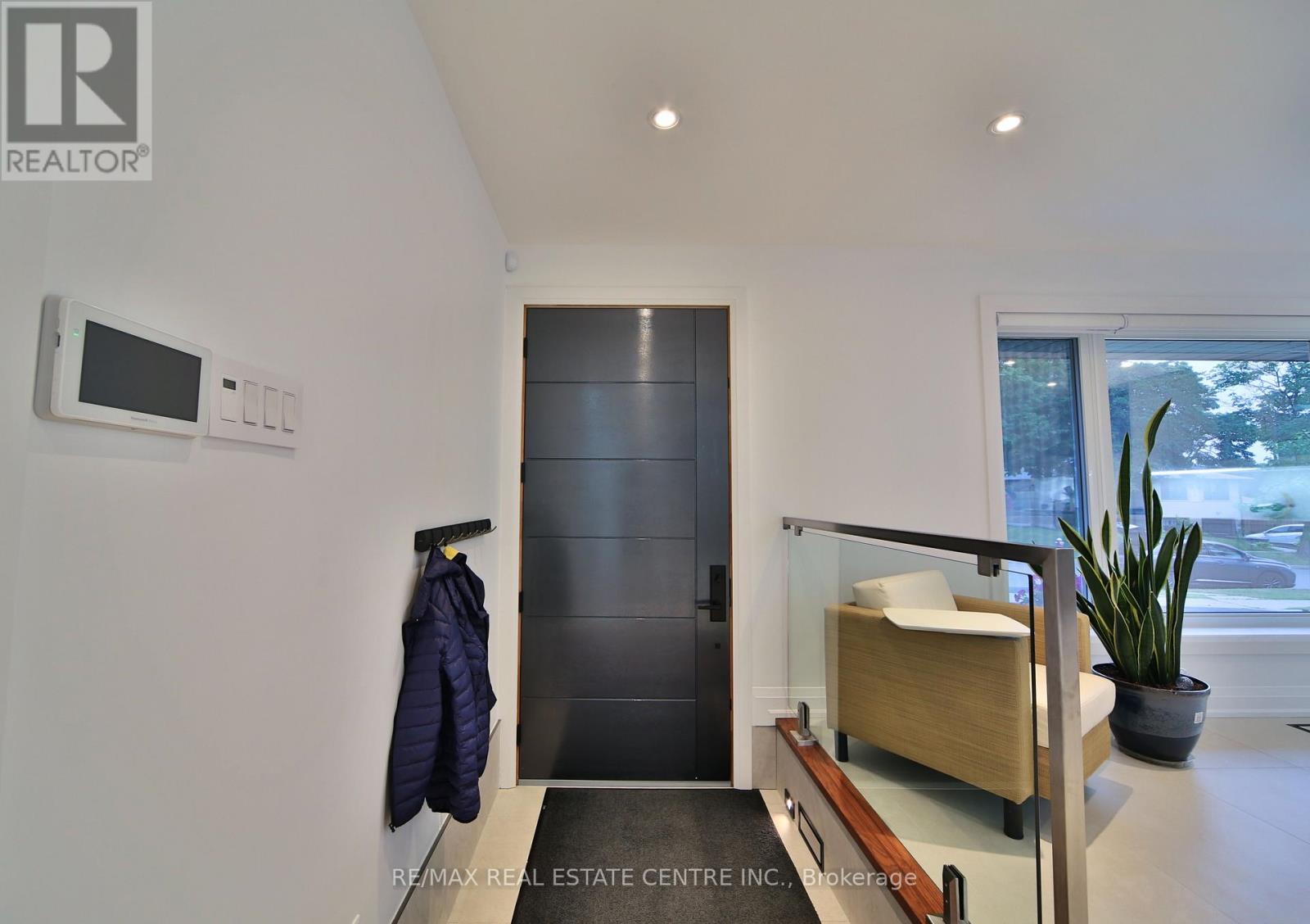 3158 VALMARIE AVENUE - 6