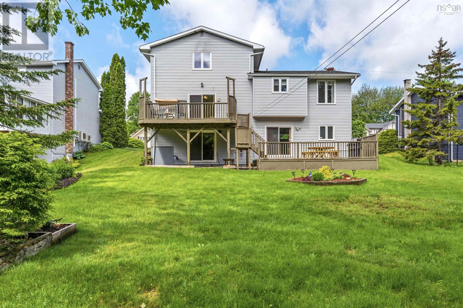 138 Hallmark Avenue - 45