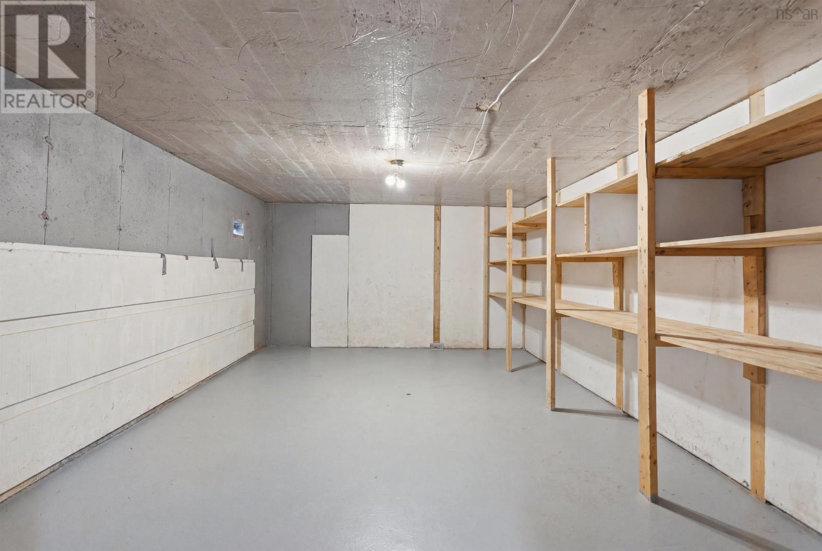 138 Hallmark Avenue - 37