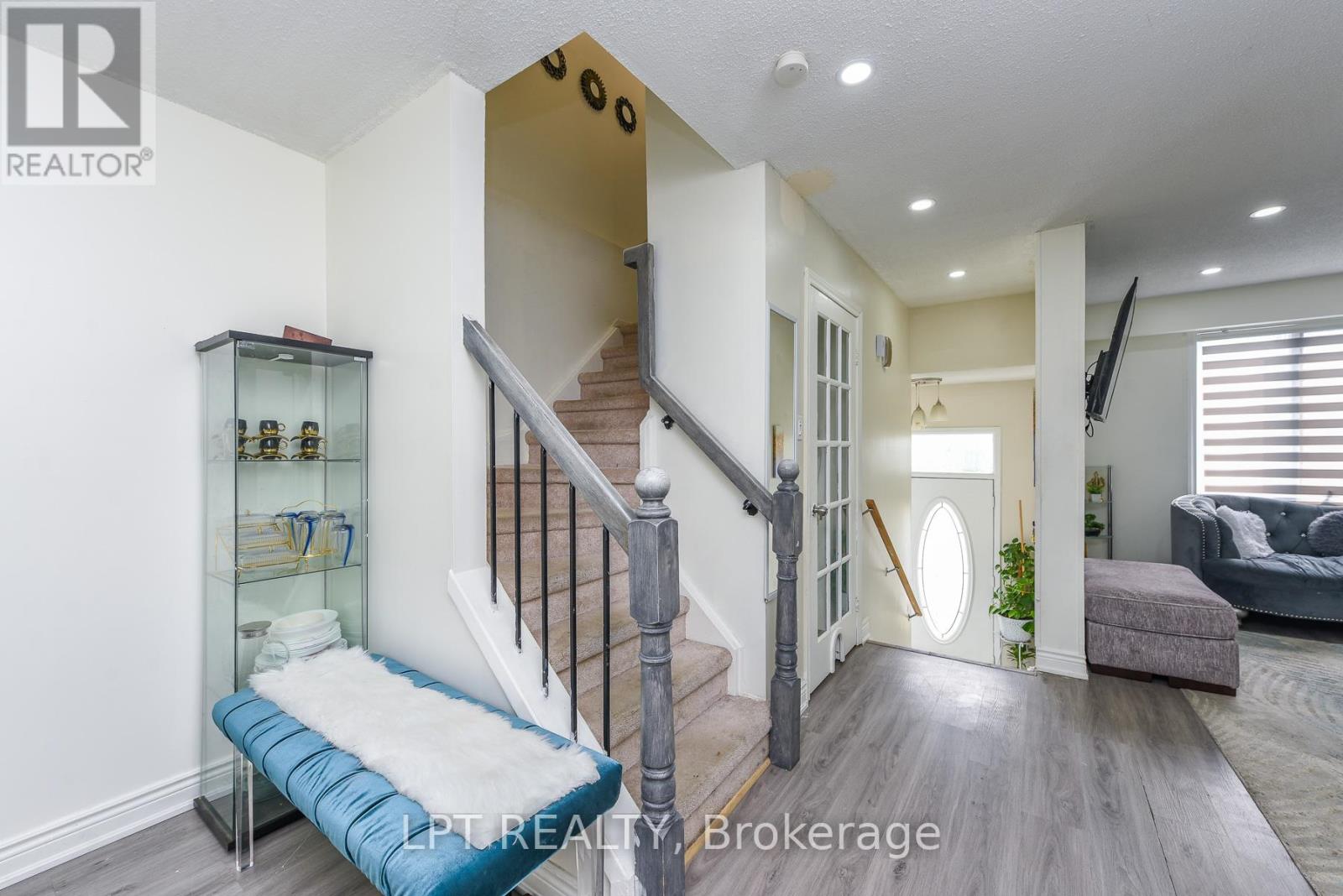 54 NOTTAWASAGA CRESCENT - Image 18