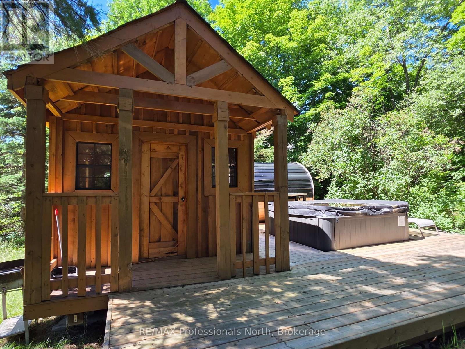 1044 SHANAHAN TRAIL - 25