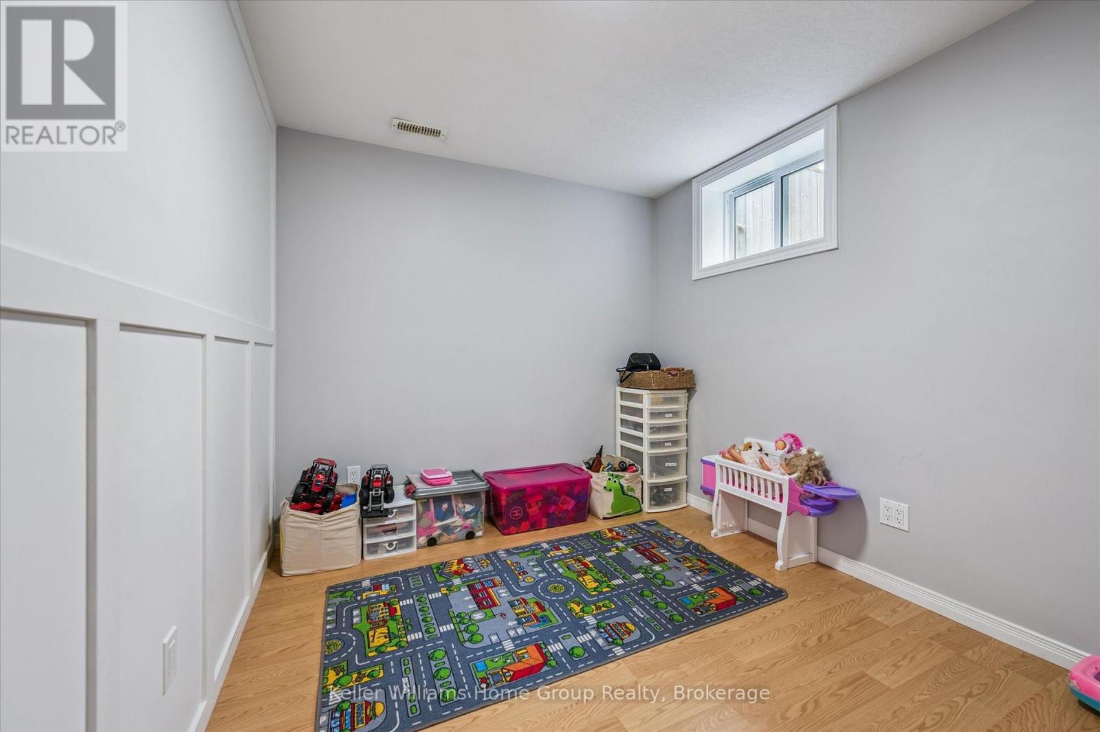 609 PERRY STREET - 19
