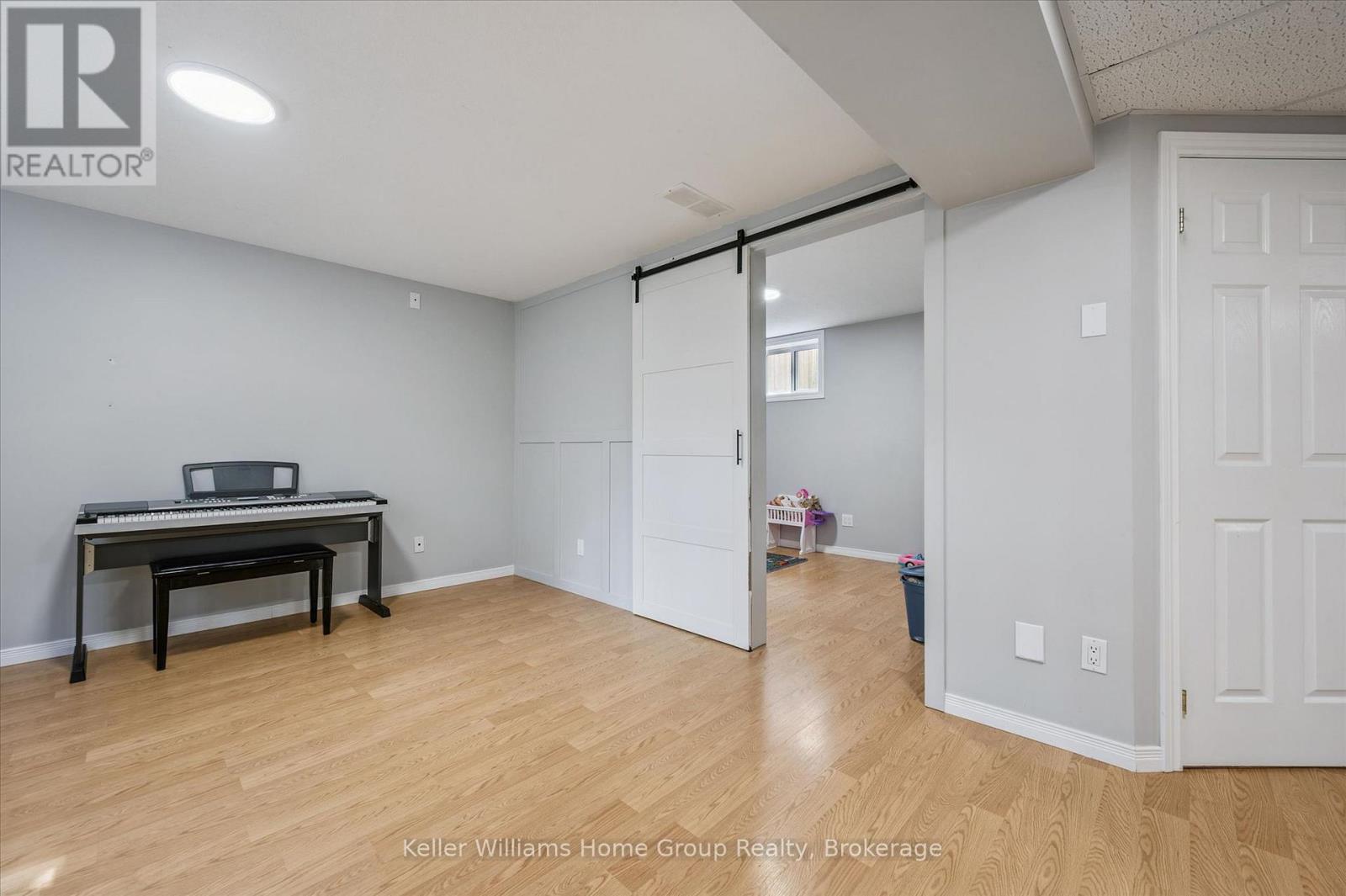 609 PERRY STREET - 22