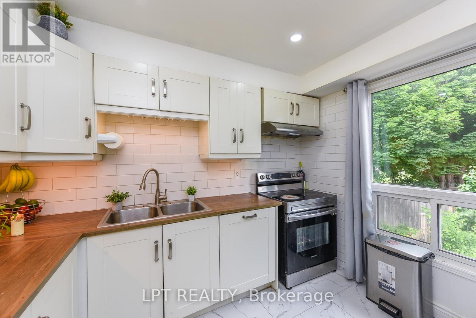 54 NOTTAWASAGA CRESCENT - Image 22