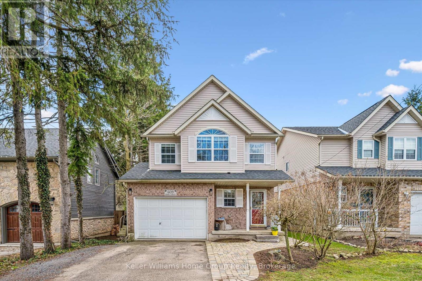 609 PERRY STREET - 34