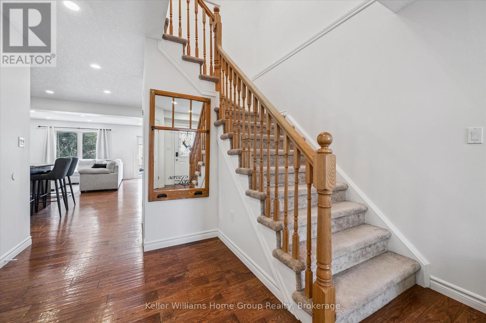 609 PERRY STREET - 9