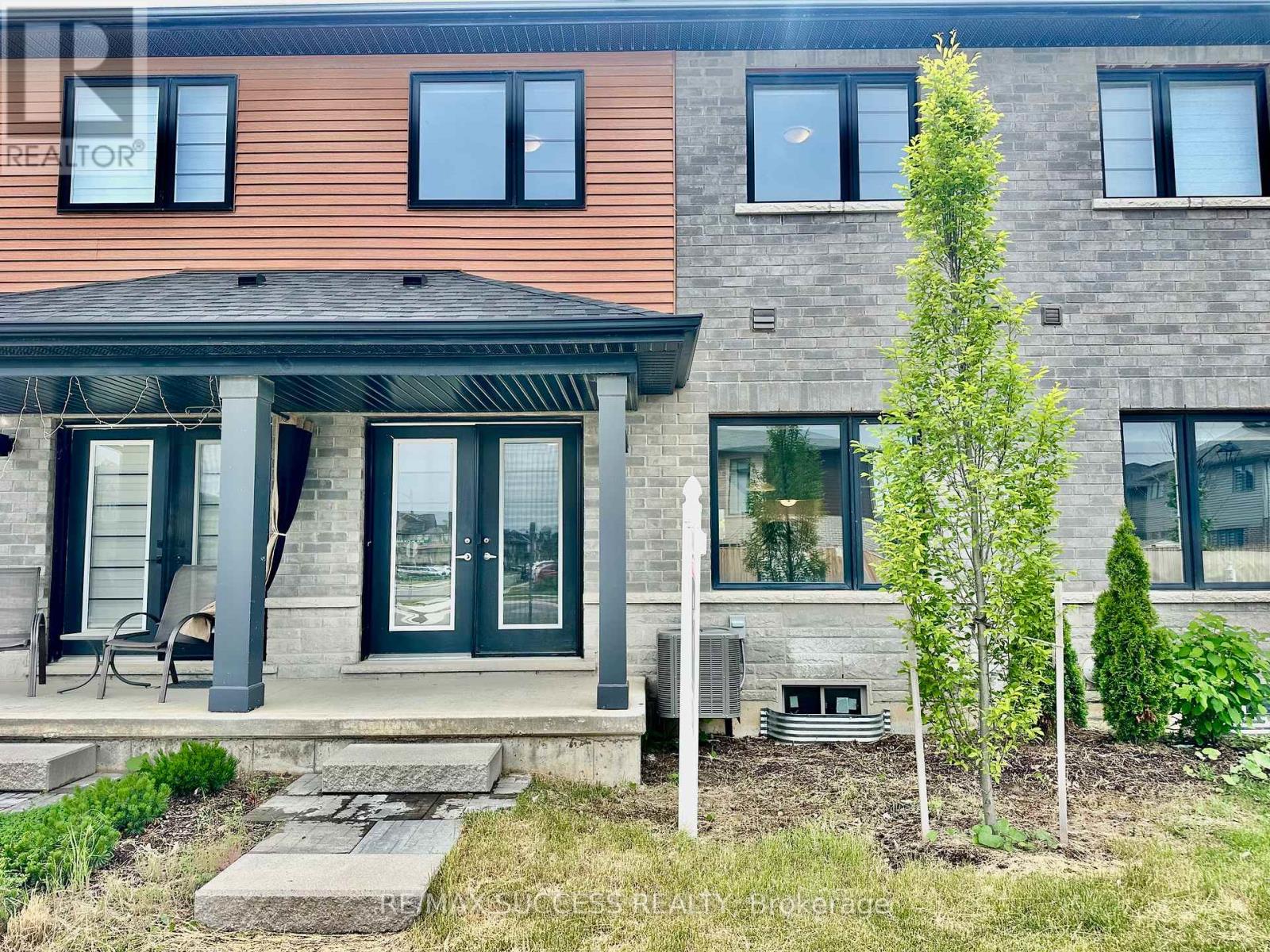 3-bedroom home for sale at 22 - 461 BLACKBURN DRIVE, Brantford ON · photo 38 of 39