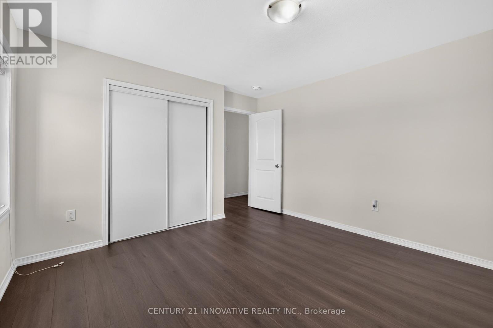 4 MIDHURST HEIGHTS - 30