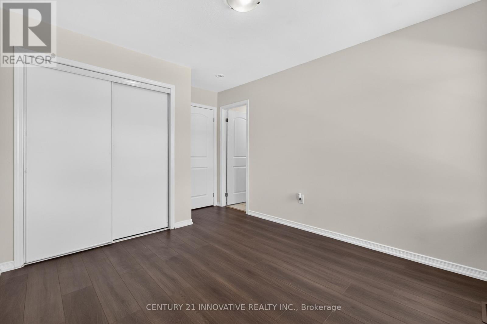4 MIDHURST HEIGHTS - 36
