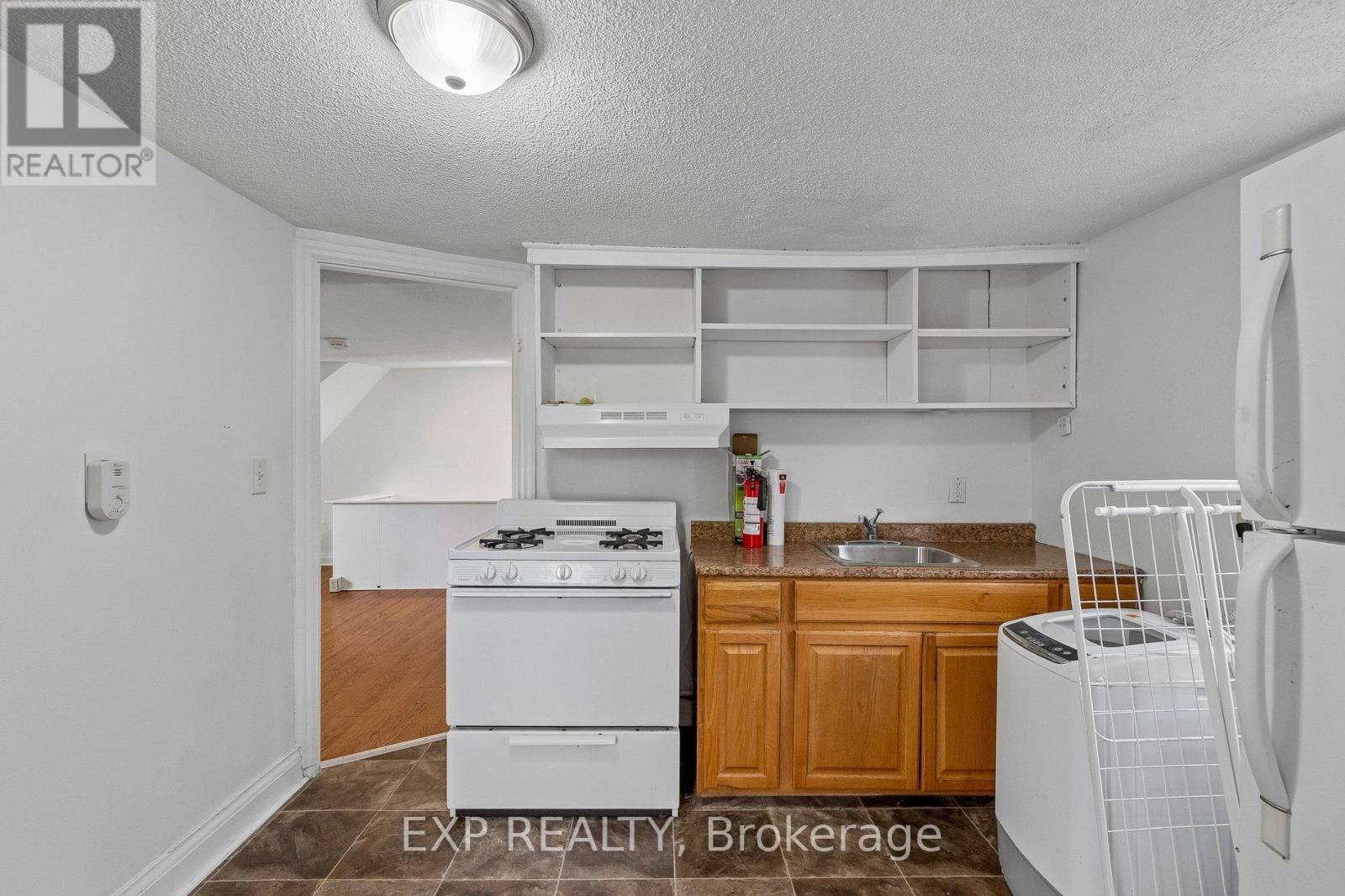 53 KINSEY STREET - 14