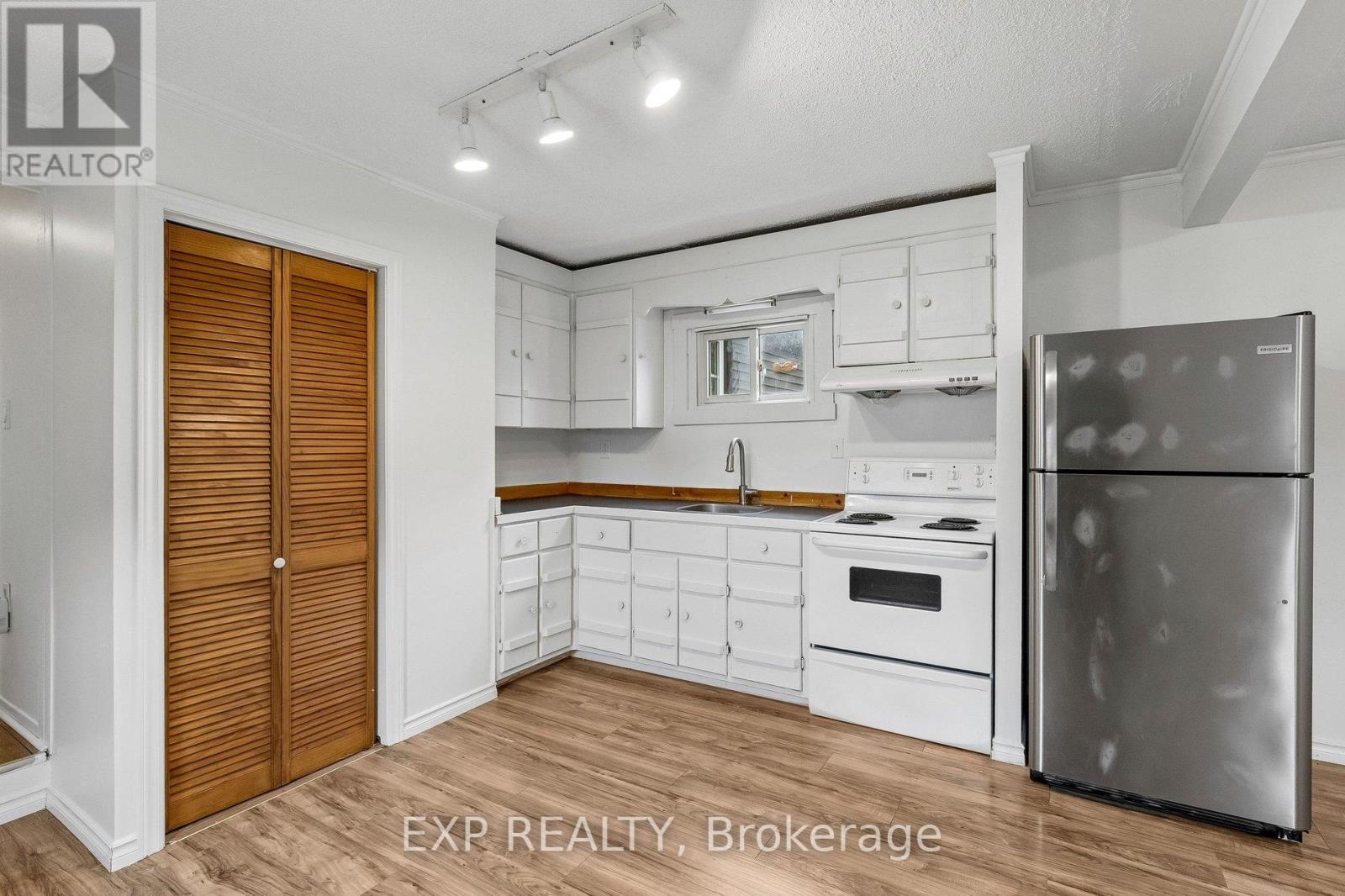 53 KINSEY STREET - 19