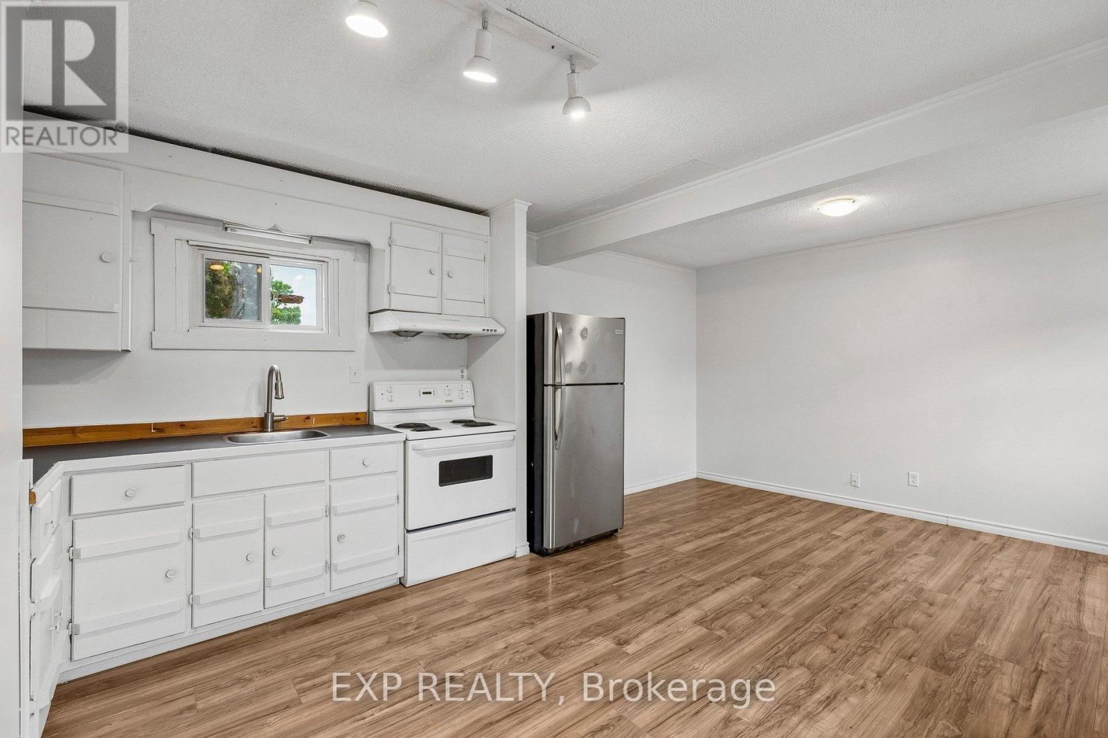 53 KINSEY STREET - 20