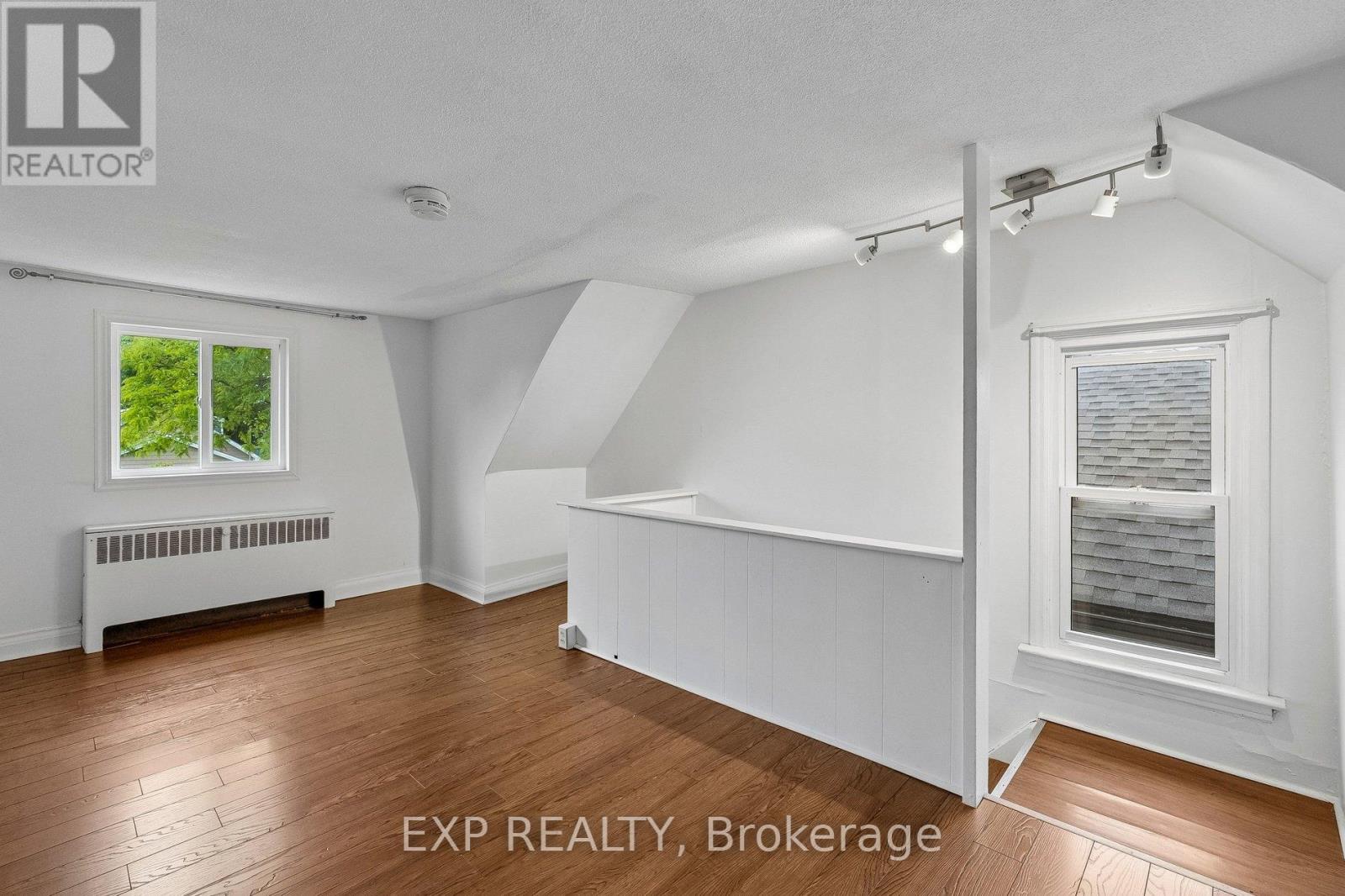 53 KINSEY STREET - 8