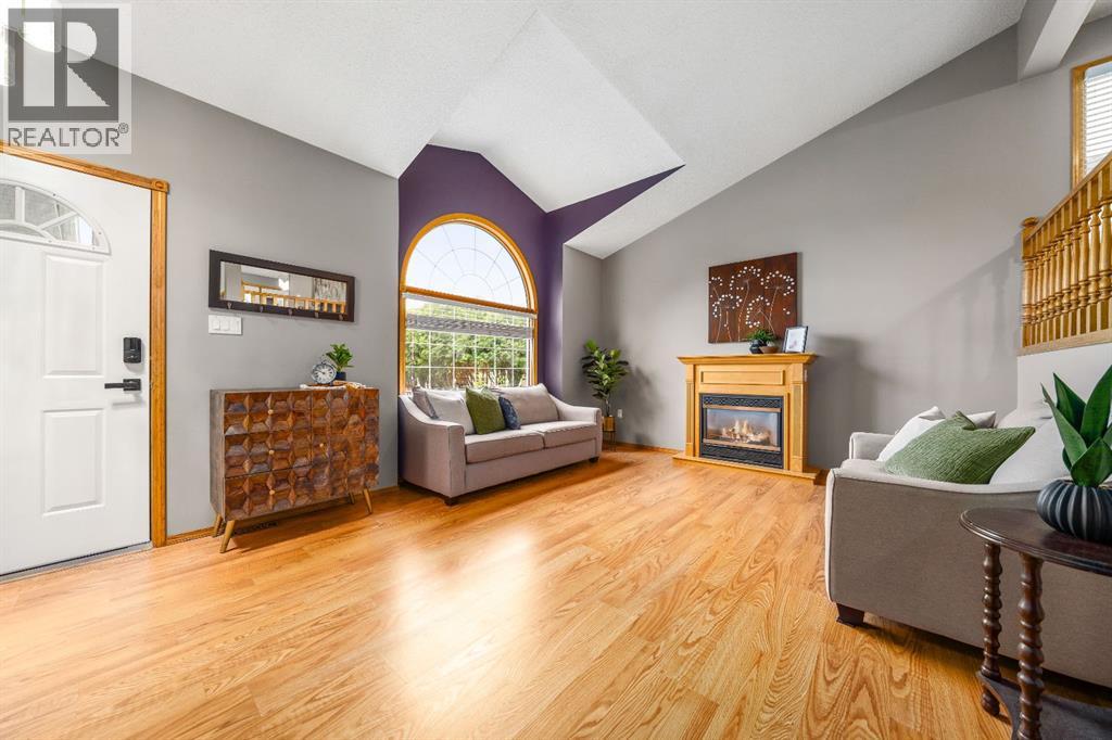 806 7 Street SE — photo 7